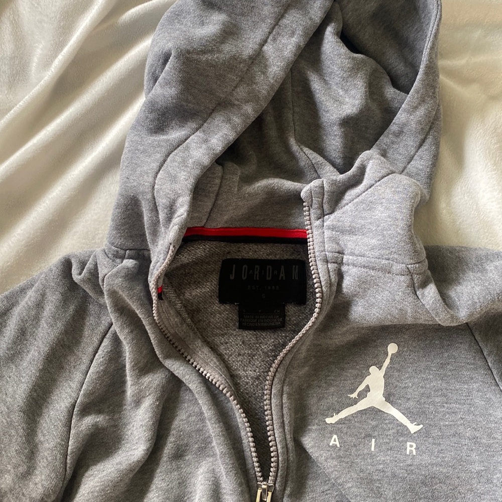 Nike Jordan boys size small (7/8) hoodie